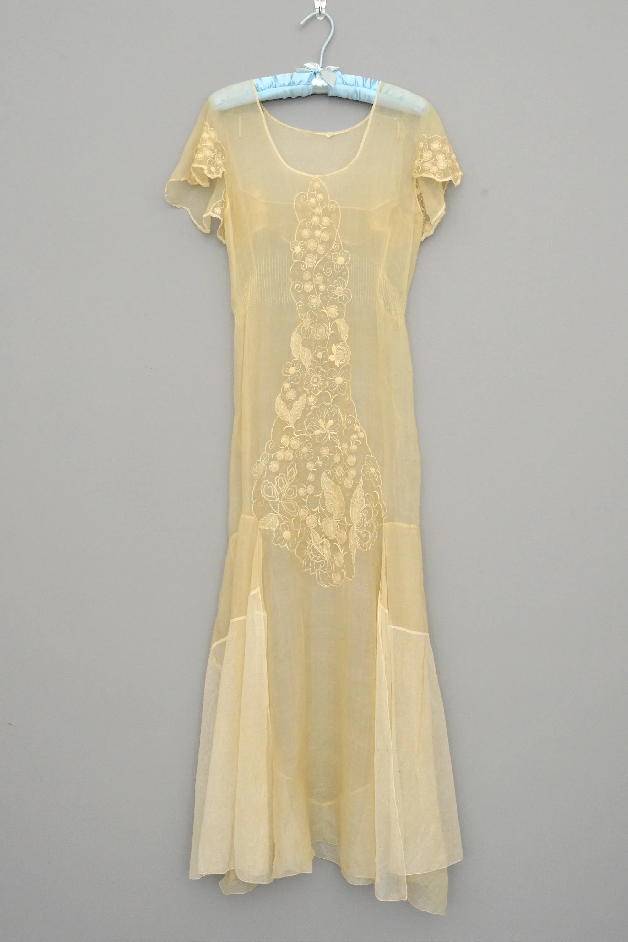 1920s 30s Deco Flapper Dress Gown | Sheer Gauzy Embroidered Organza   Netting Gown | Flapper Wedding Dress