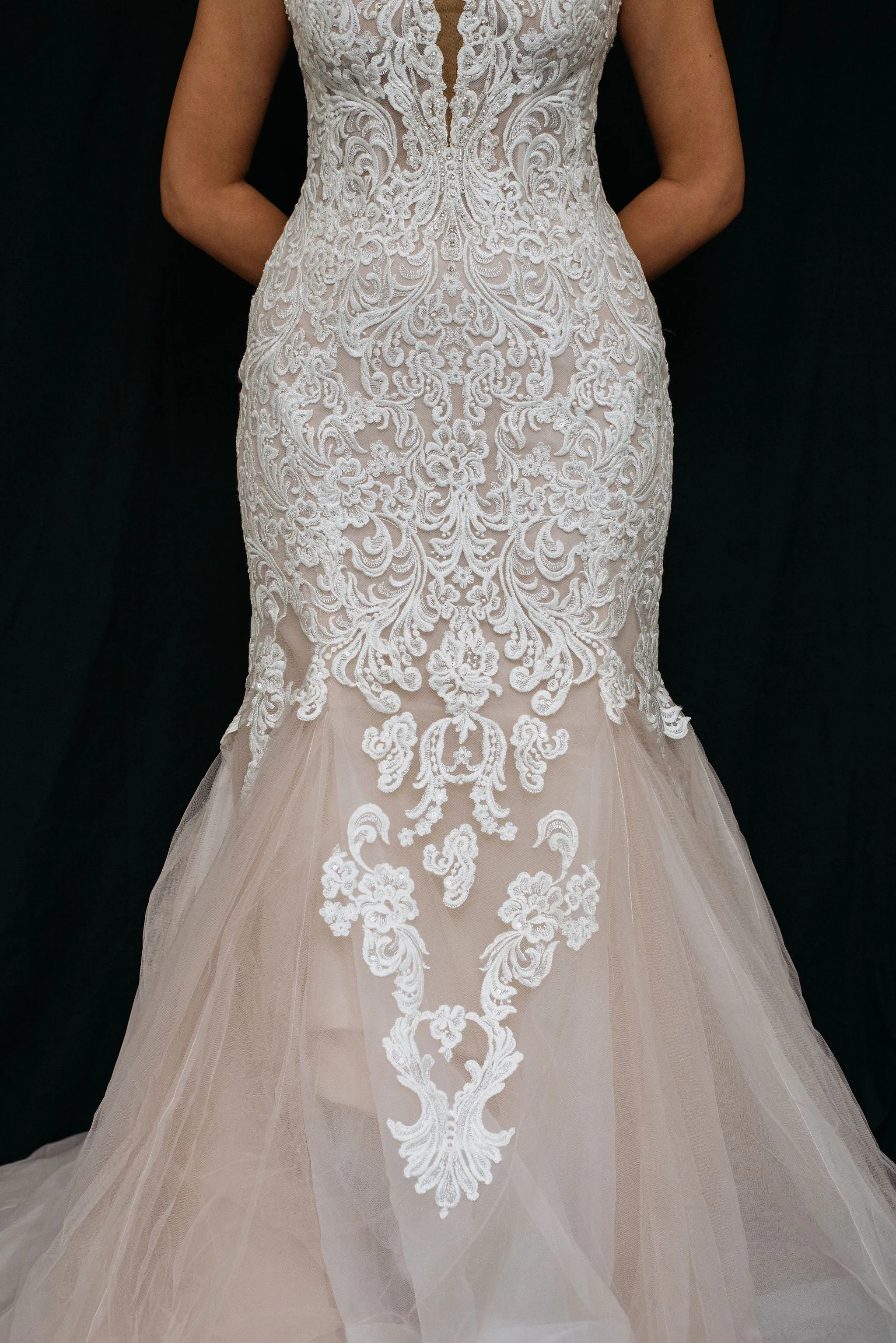 Brand New! Dress 901: Maggie Sottero "Alistaire"