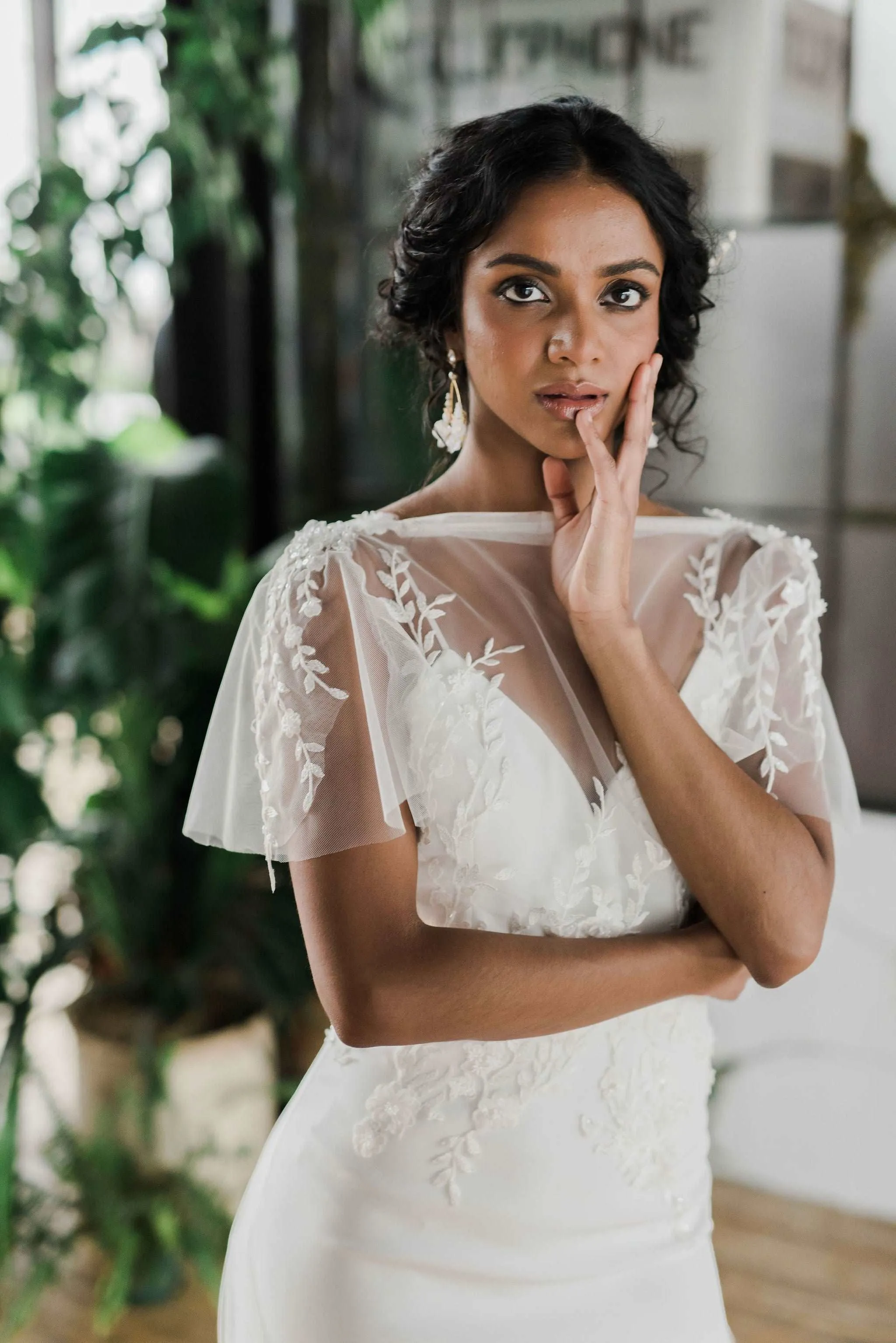 DAWN Off the Rack Wedding Dress