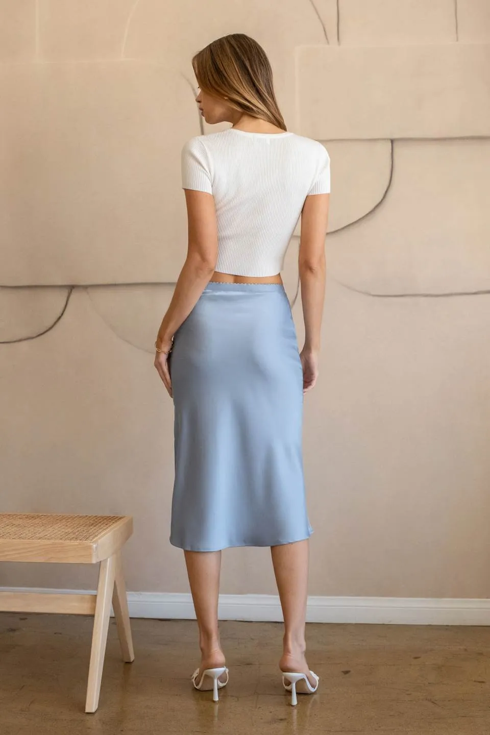 SATIN SIDE SLIT MIDI SKIRT