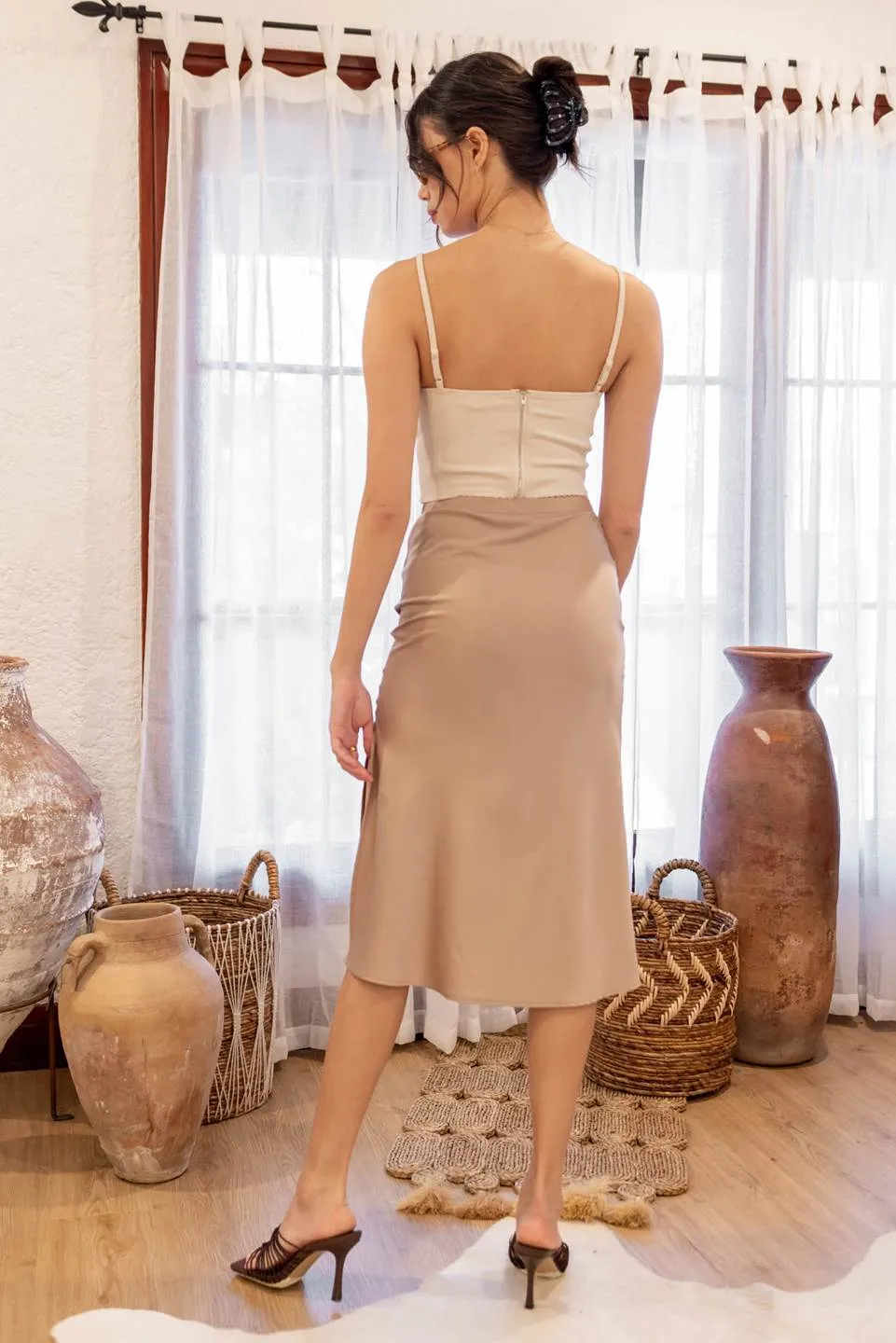 SATIN SIDE SLIT MIDI SKIRT
